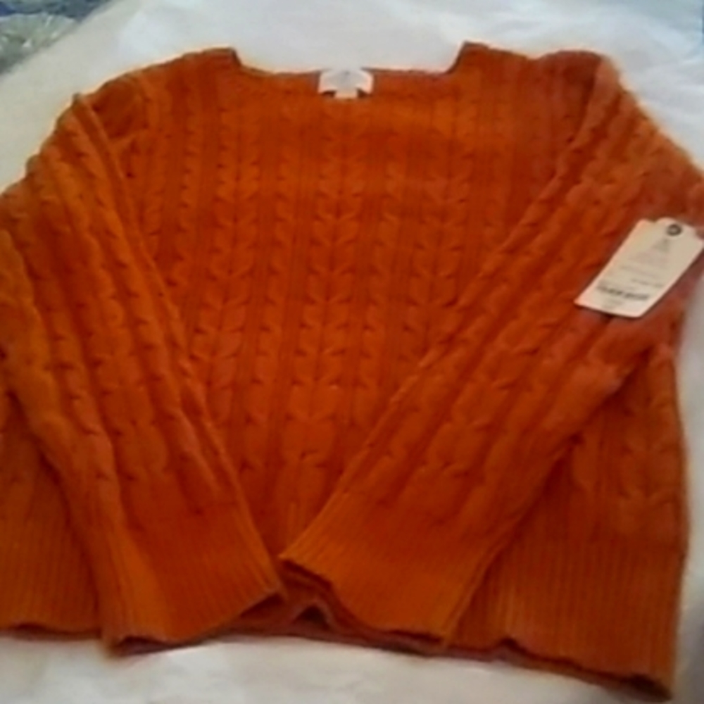 "New" St. John's Bay long sleeve sweater. Size large mustard color with tags.